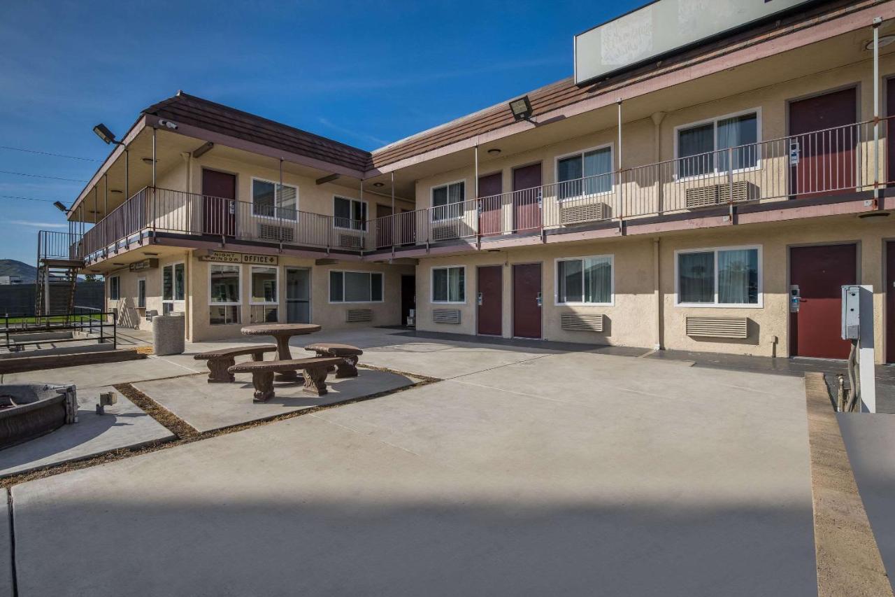 Rodeway Inn San Bernardino & Redlands Luaran gambar
